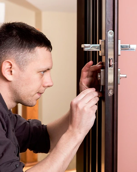 : Professional Locksmith For Commercial And Residential Locksmith Services in Homestead, FL